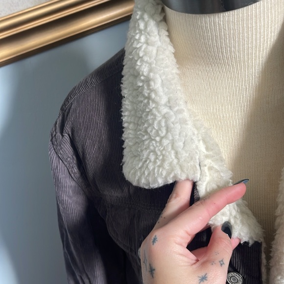 Distortion mens denim and Sherpa lined jacket - Picture 2 of 4